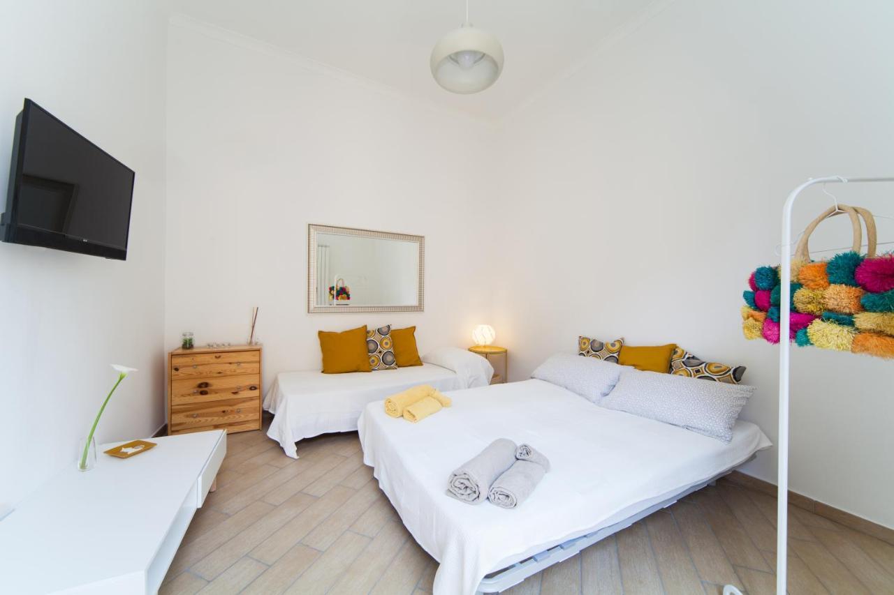 Napoli Centro Suite - Duomo Apartment Kültér fotó