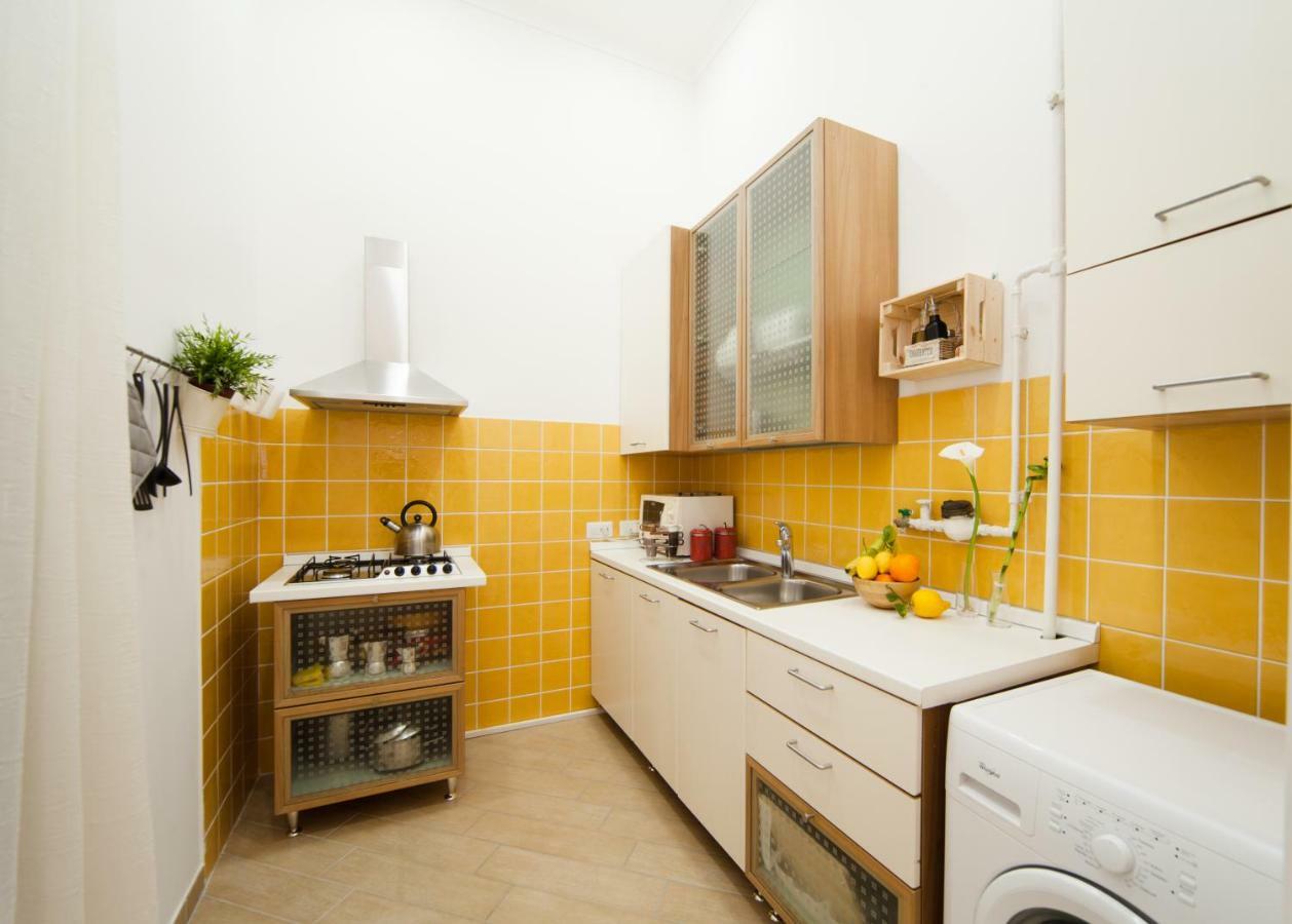 Napoli Centro Suite - Duomo Apartment Kültér fotó