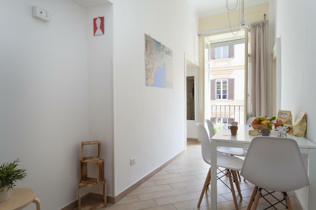 Napoli Centro Suite - Duomo Apartment Kültér fotó